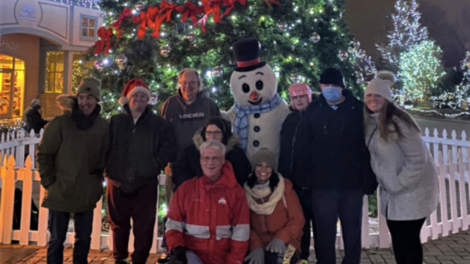 Ken Anderson Alliance December ENGAGE Participants at Festival of Lights
